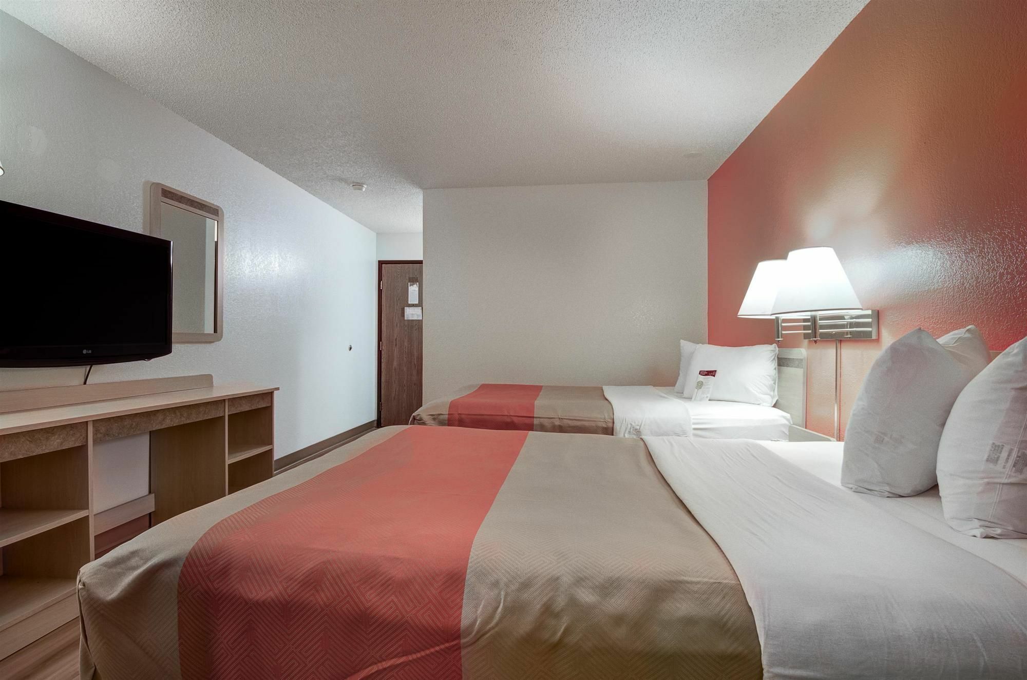 Motel 6-Colby, Ks Bagian luar foto