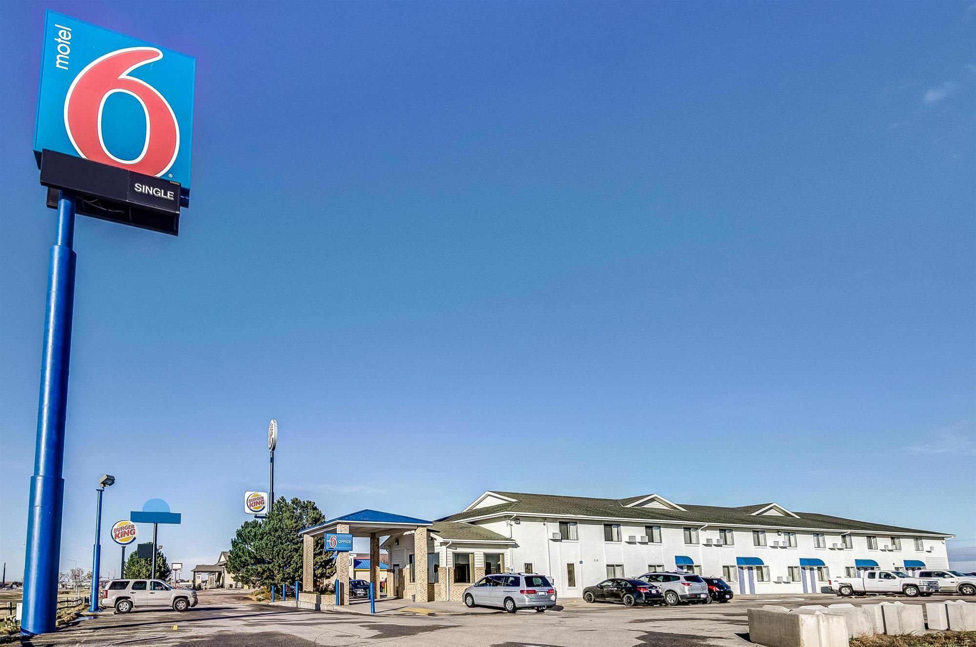 Motel 6-Colby, Ks Bagian luar foto